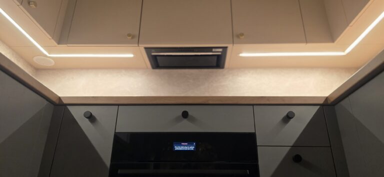 Realizacja podświetlenie led